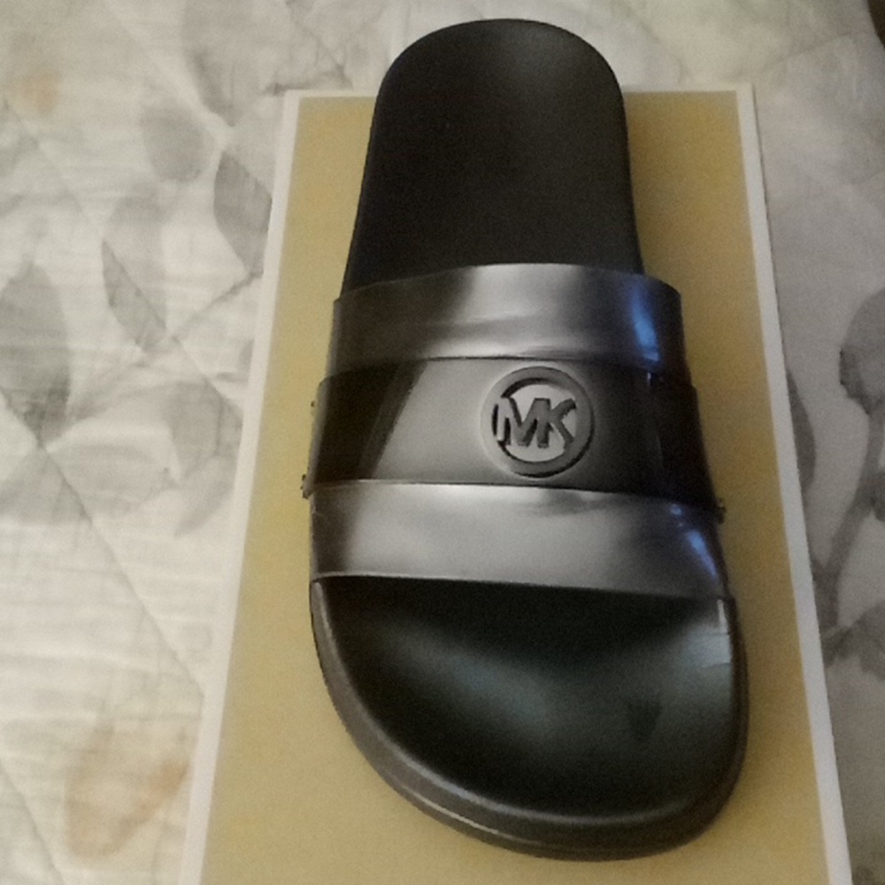 Michael Kors Slide